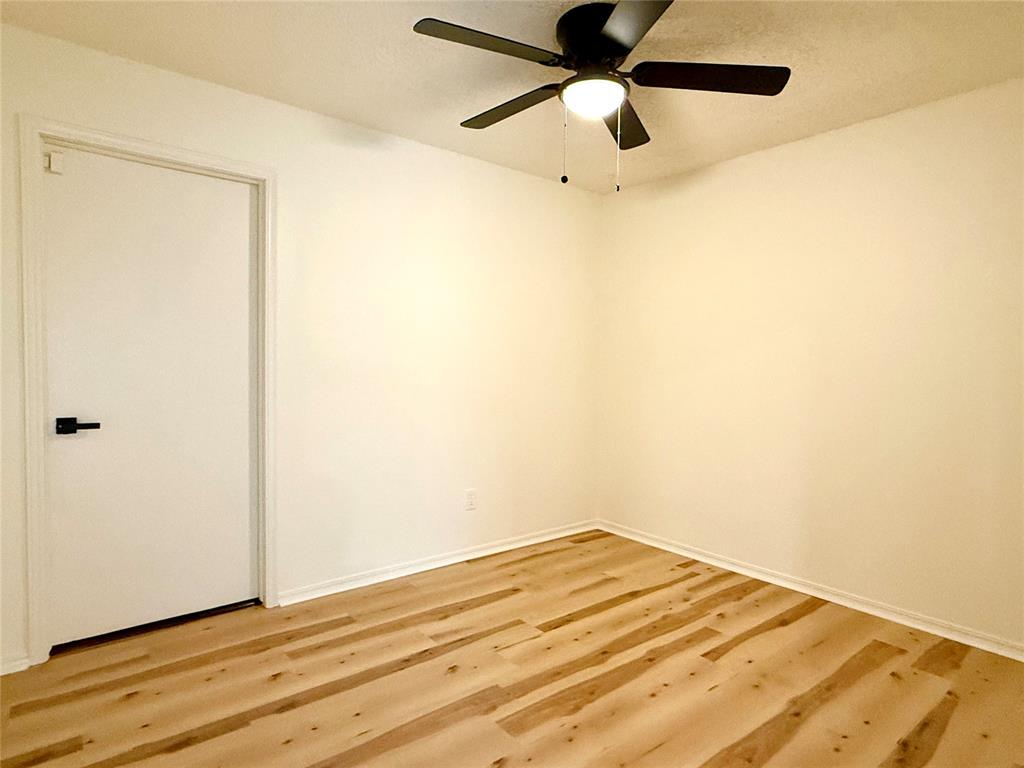 1247694 Property Photo 11