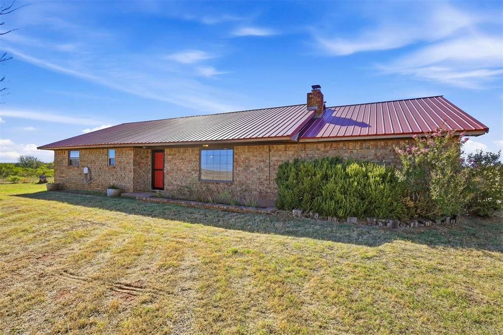 24280 Highway 9 Property Photo 3