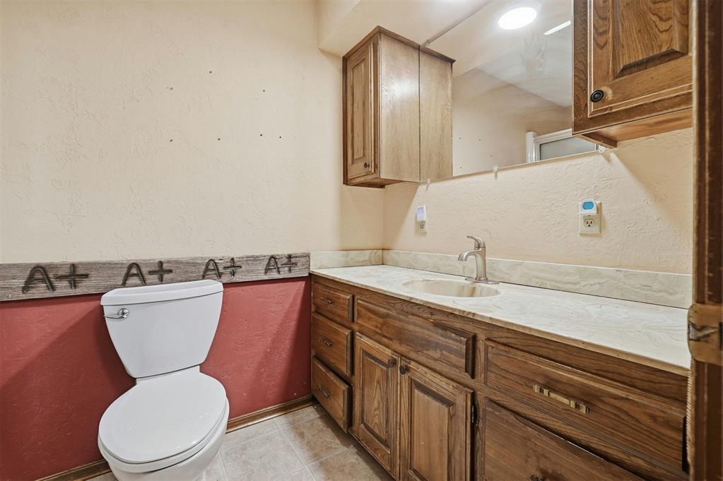 24280 Highway 9 Property Photo 14