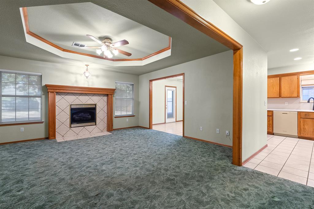 1001 Buckingham Drive Property Photo 10