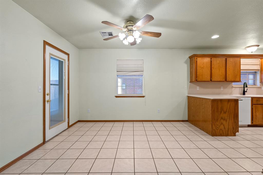 1001 Buckingham Drive Property Photo 15