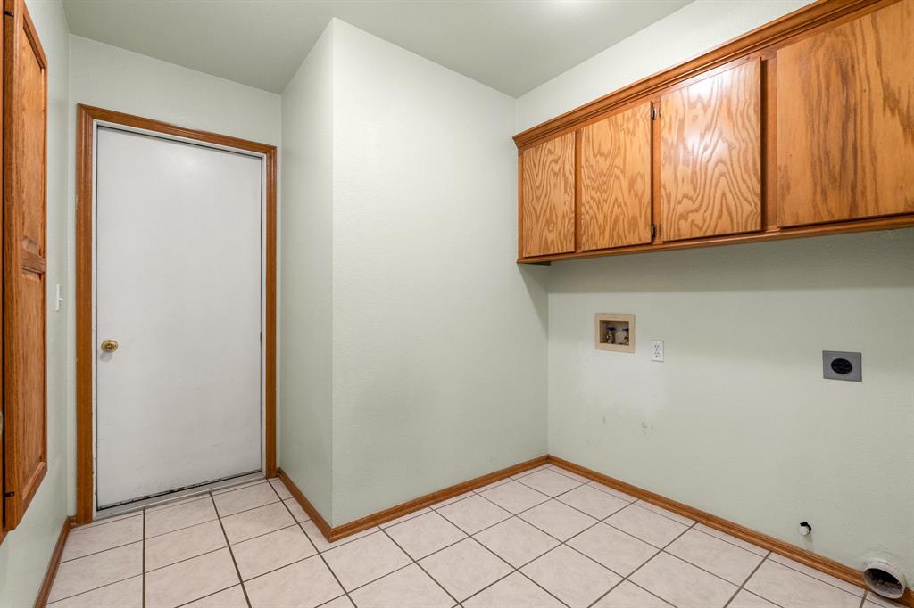 1001 Buckingham Drive Property Photo 23