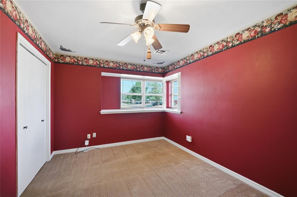 6809 S Villa Avenue Property Photo 17