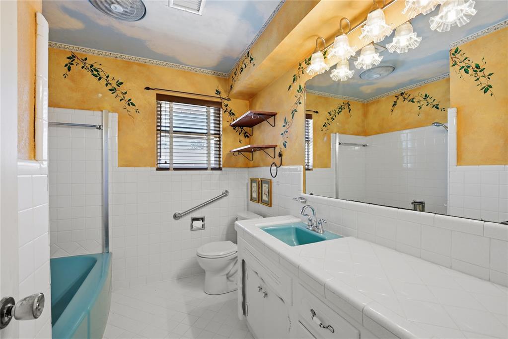 6809 S Villa Avenue Property Photo 19