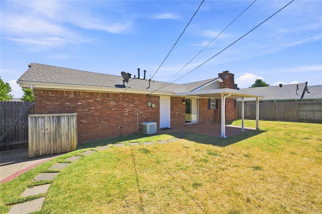 6809 S Villa Avenue Property Photo 23
