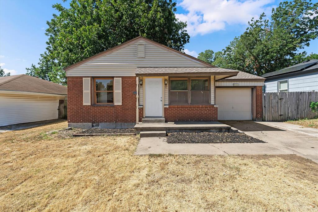 408 E Key Boulevard Property Photo 2