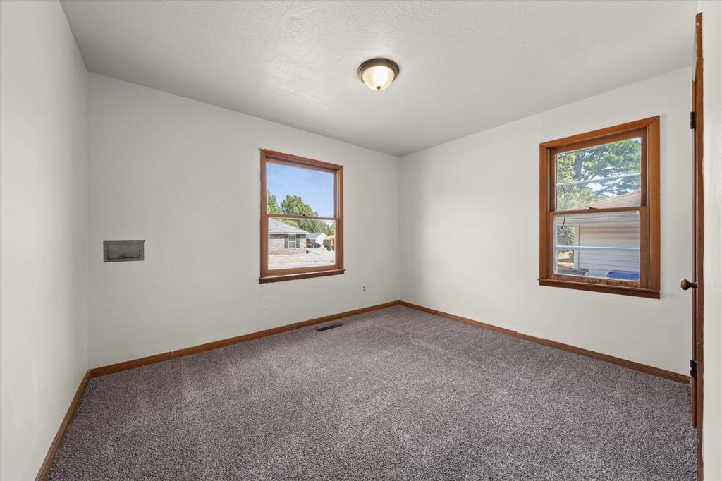 408 E Key Boulevard Property Photo 8