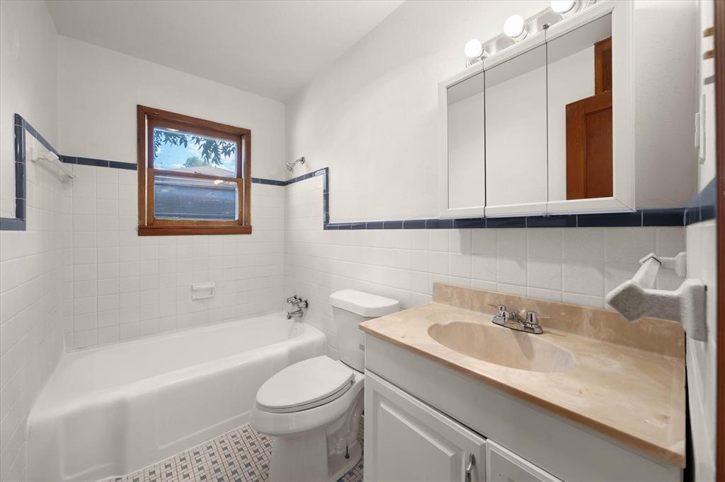 408 E Key Boulevard Property Photo 11
