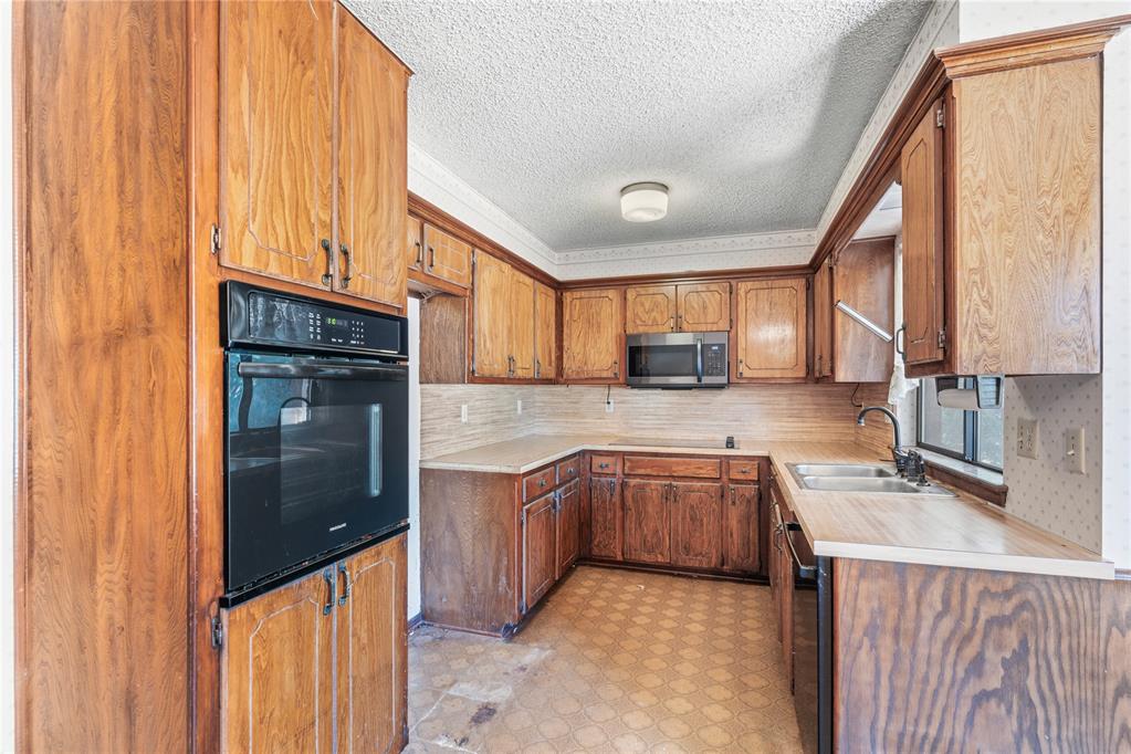 1521 E Forster Lane Property Photo 10