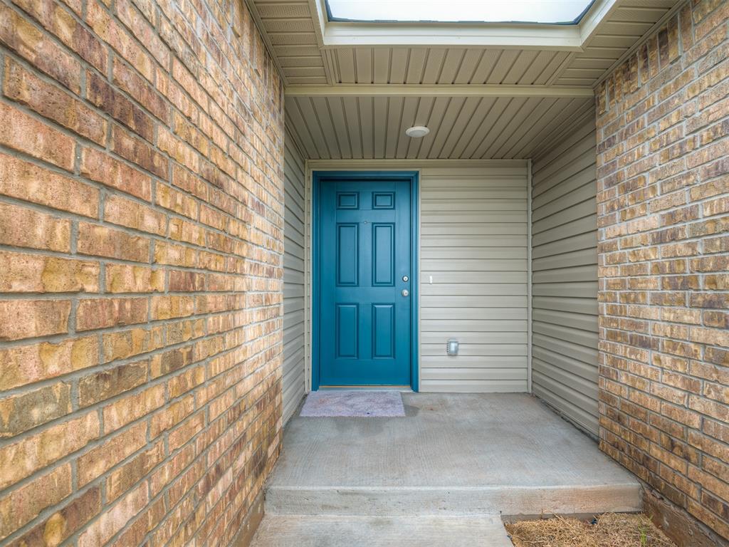 1009 S Colt Lane Property Photo 3