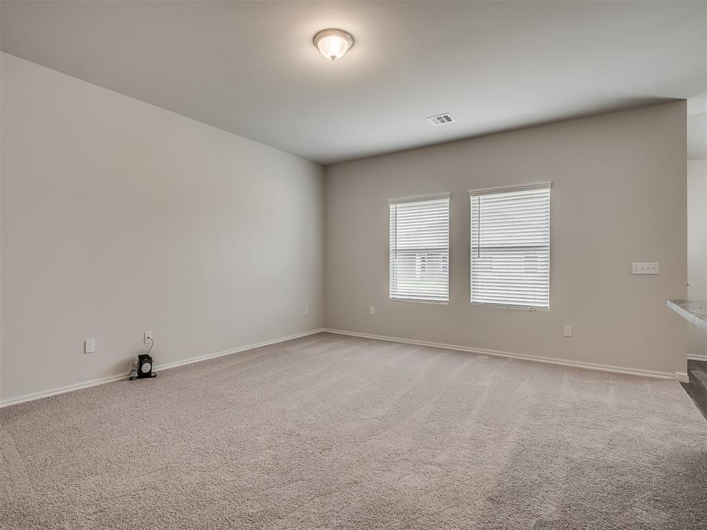 1009 S Colt Lane Property Photo 5