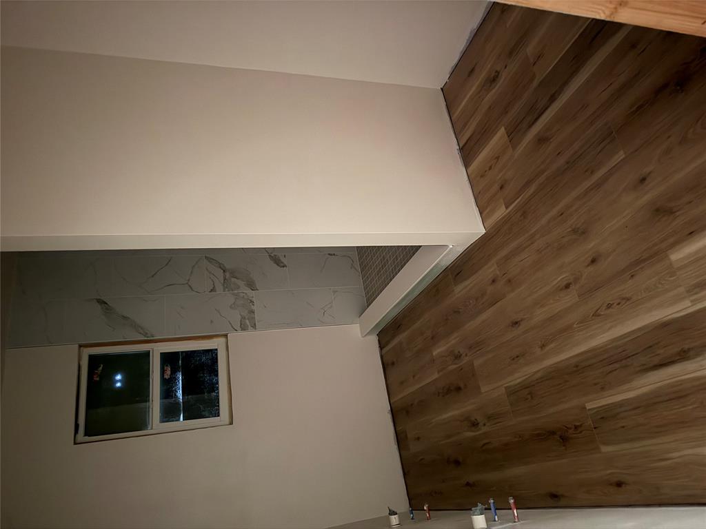 203 S Selby Street Property Photo 6