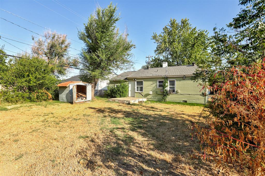520 E Ercoupe Drive Property Photo 11
