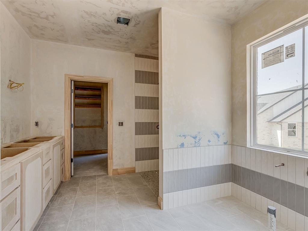 8020 Longbow Property Photo 12