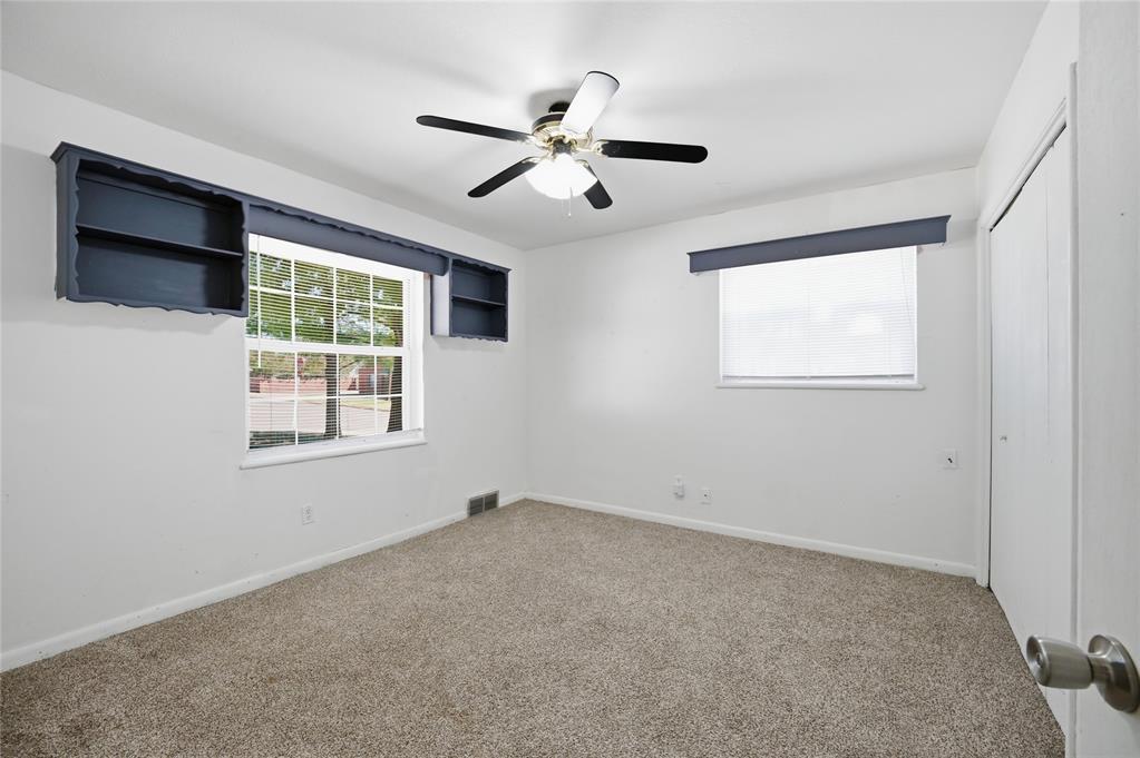 2300 Nw 49th Street Property Photo 24