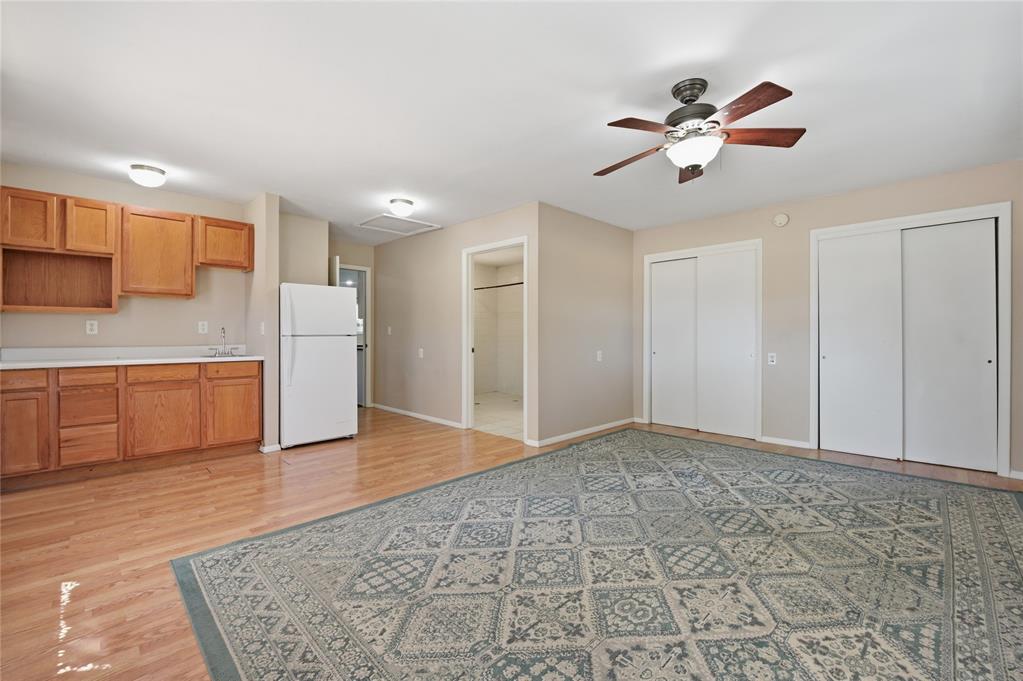 2300 Nw 49th Street Property Photo 25