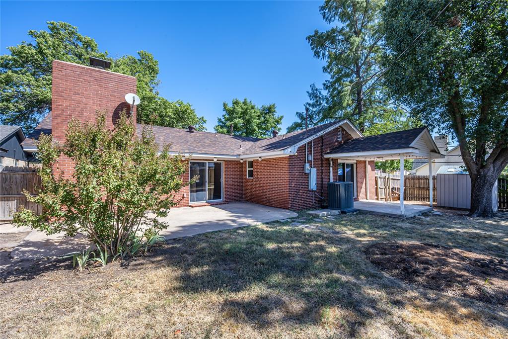 2300 Nw 49th Street Property Photo 31