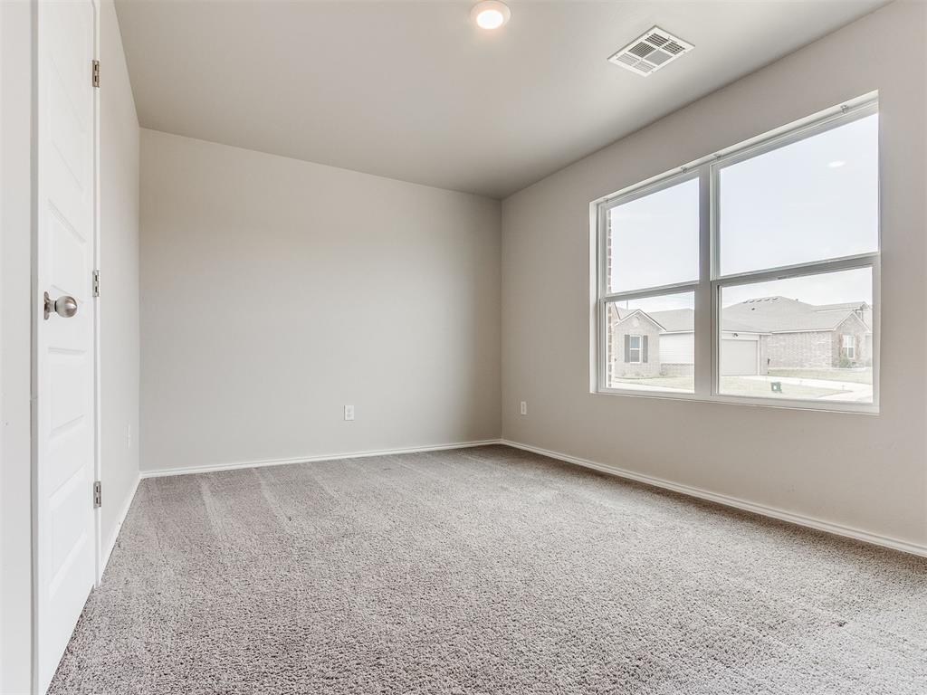 9500 Saddle Drive Property Photo 6