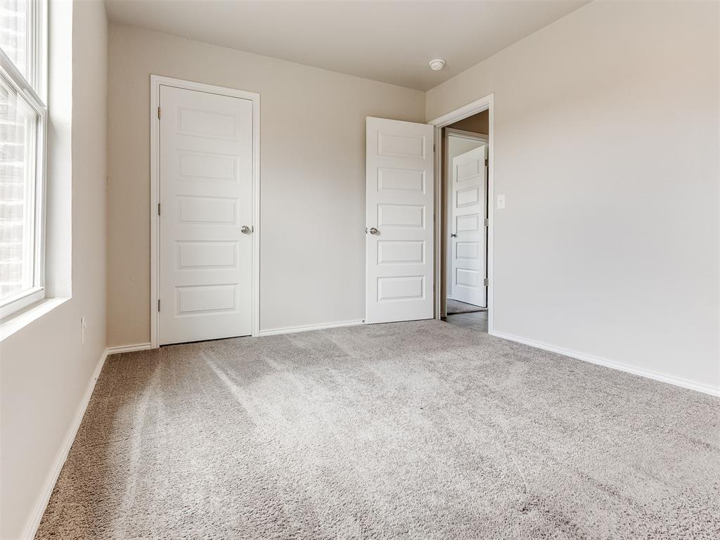 9500 Saddle Drive Property Photo 10