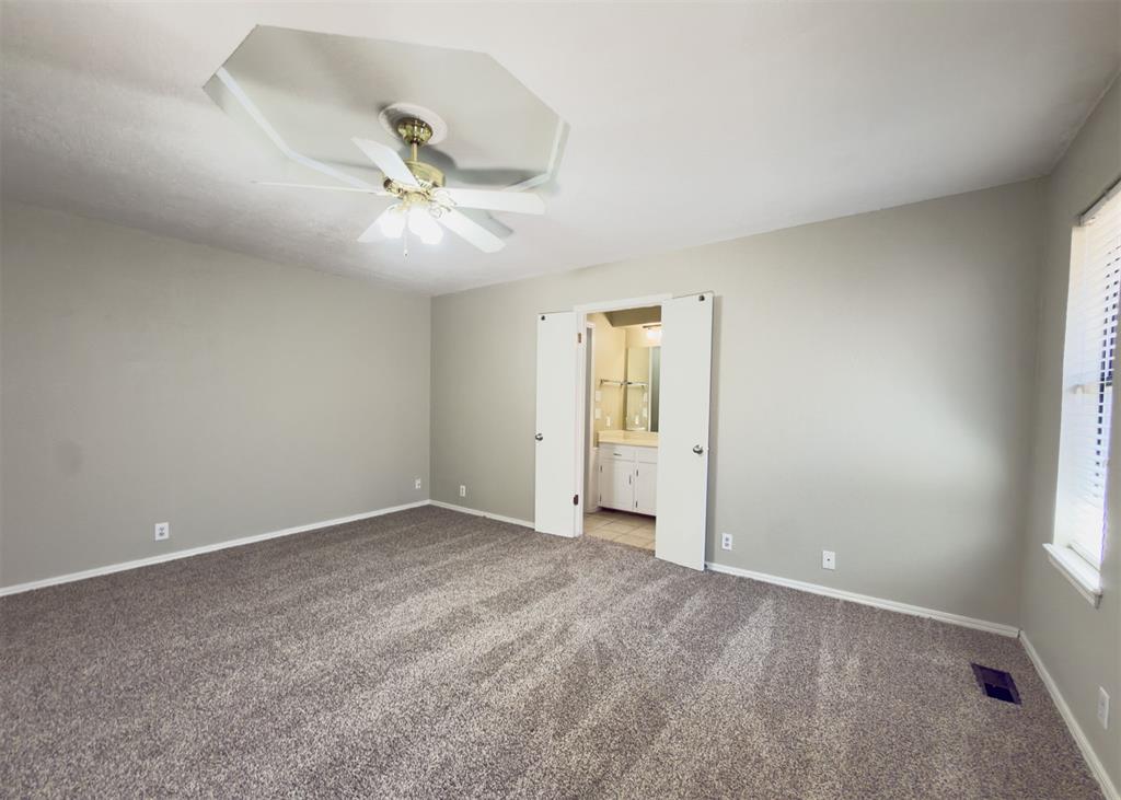 812 Countrywood Lane Property Photo 29