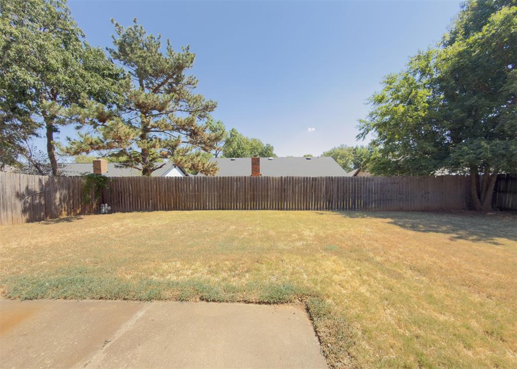 812 Countrywood Lane Property Photo 33