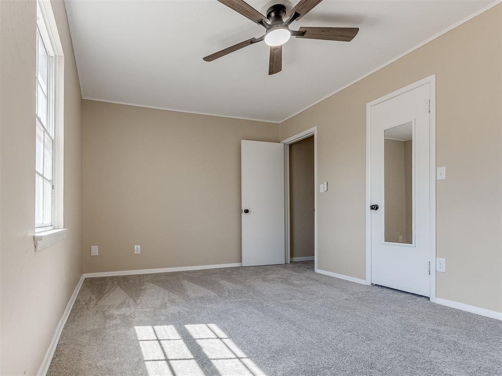 233 E Key Boulevard Property Photo 21