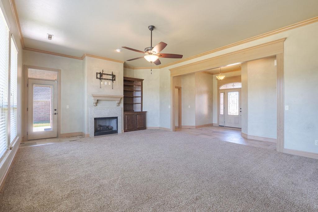 2520 E Bradley Street Property Photo 17