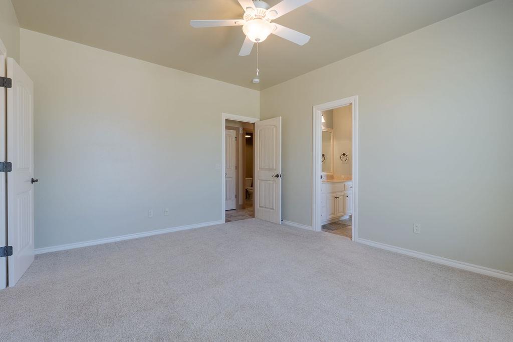 2520 E Bradley Street Property Photo 35