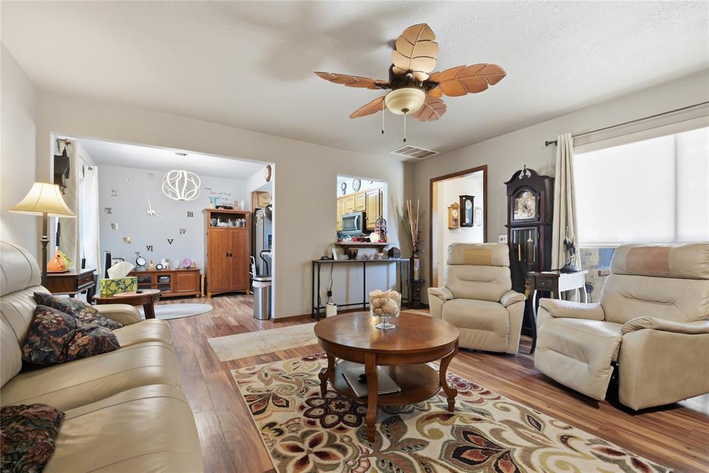 1710 Lionsgate Circle Property Photo 9