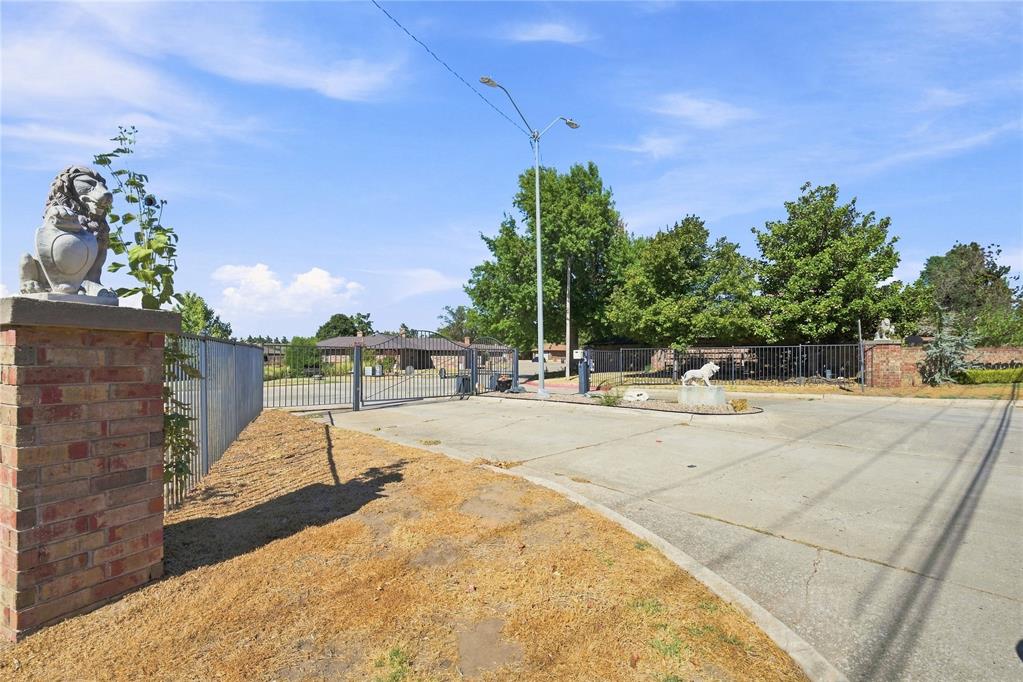 1710 Lionsgate Circle Property Photo 30