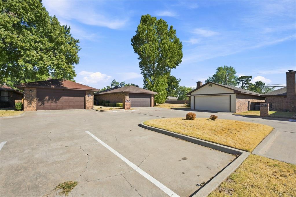1710 Lionsgate Circle Property Photo 31