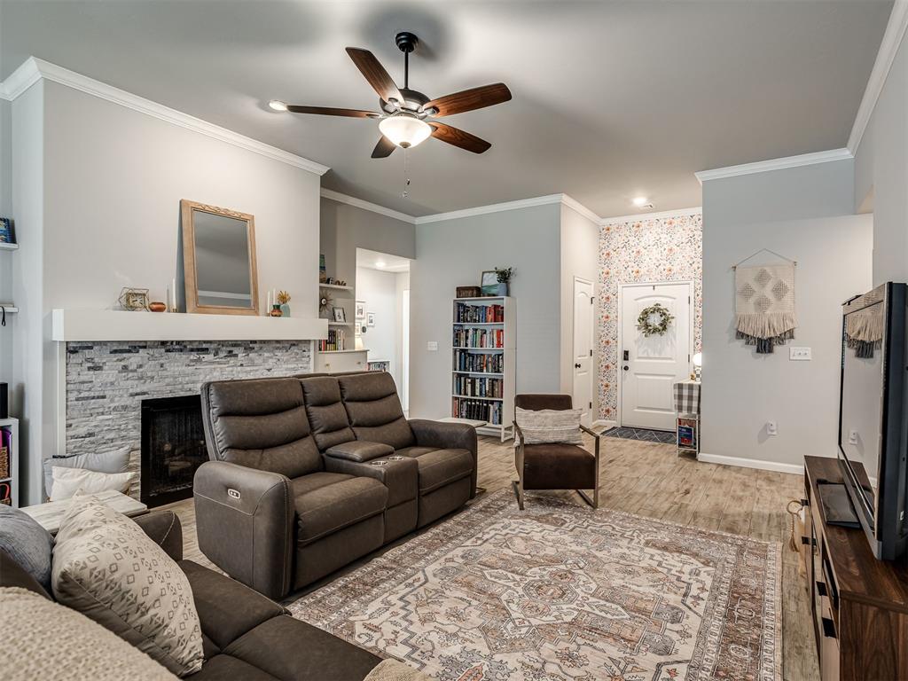 1105 Blackjack Creek Drive Property Photo 4