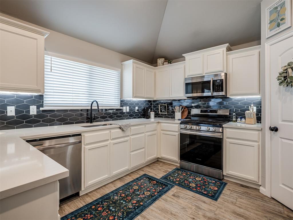 1105 Blackjack Creek Drive Property Photo 8