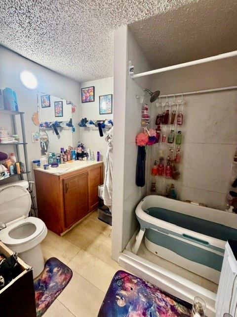 2904 S Indiana Avenue Property Photo 4