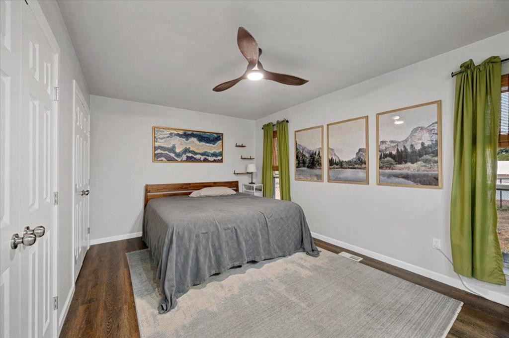 513 S Highway 76 Property Photo 12