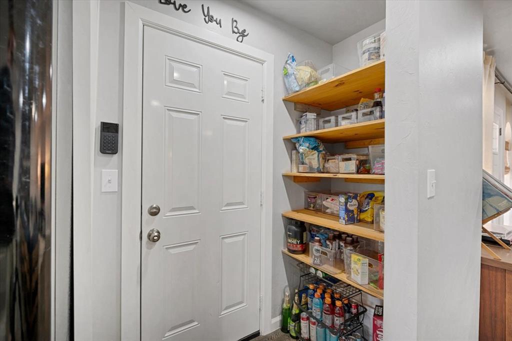 513 S Highway 76 Property Photo 27