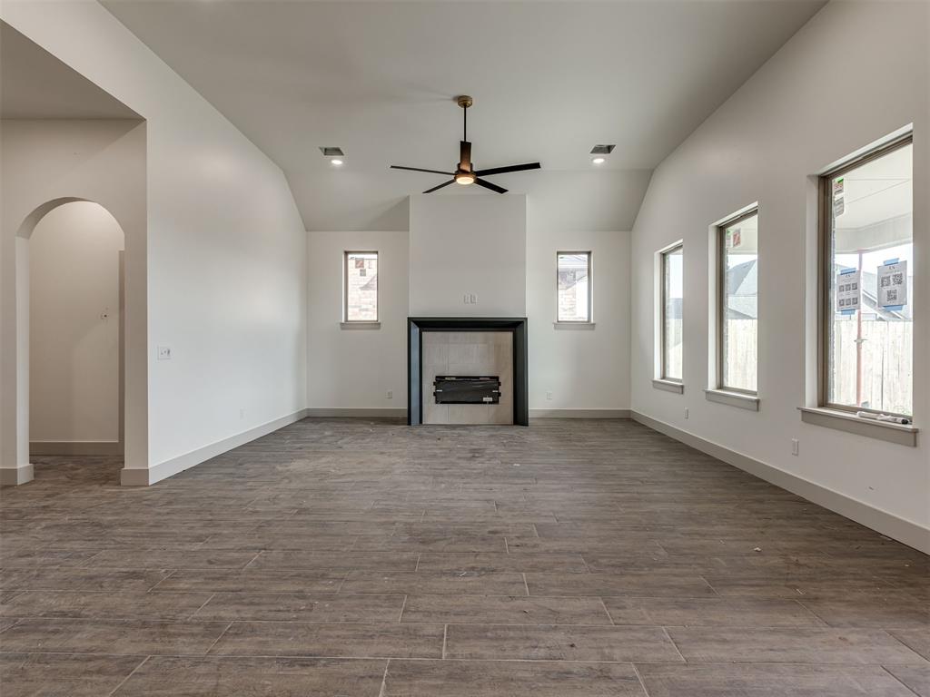 16112 Navarra Way Property Photo 3