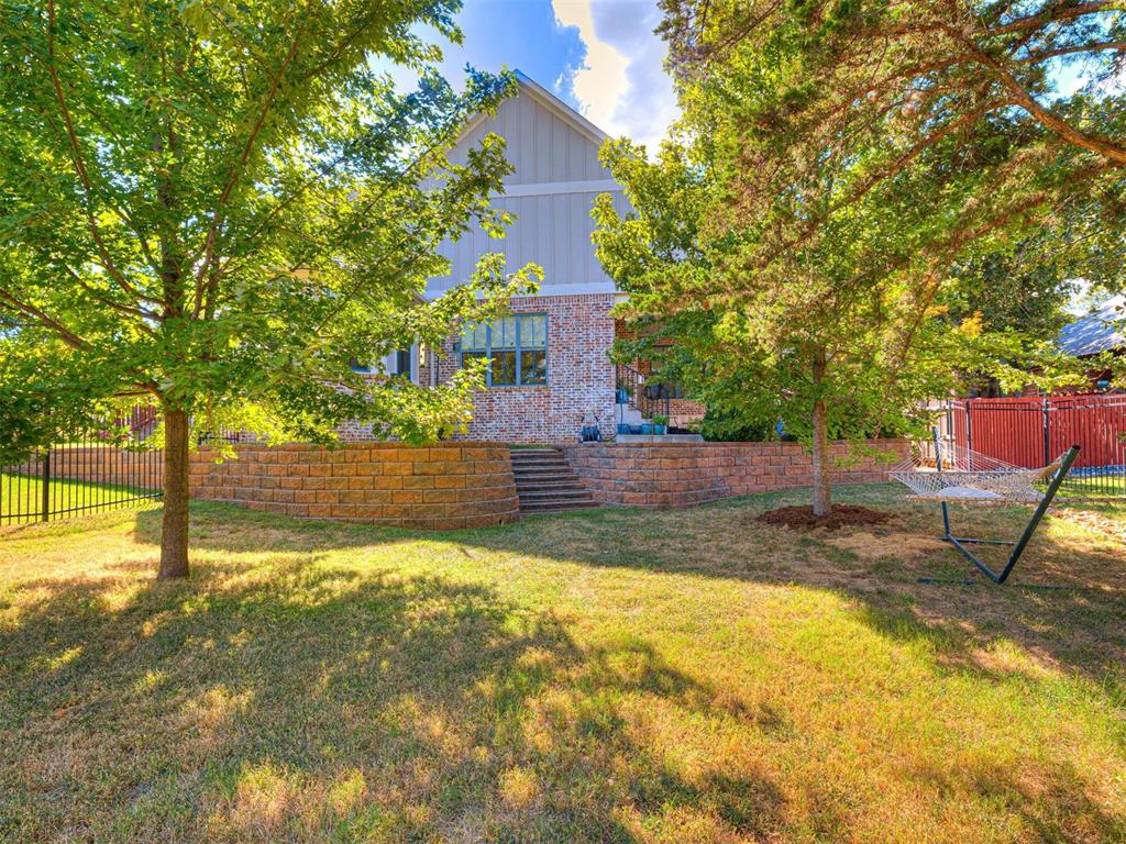 3325 Clock Tower Circle Property Photo 44