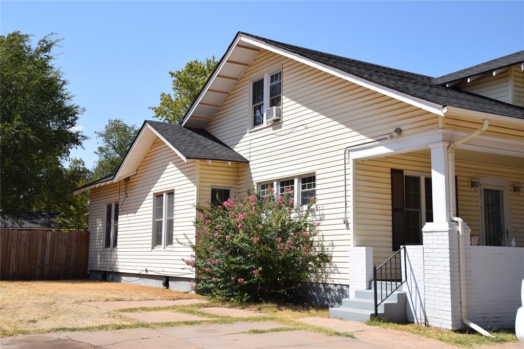 404 S 9th Street Property Photo 2