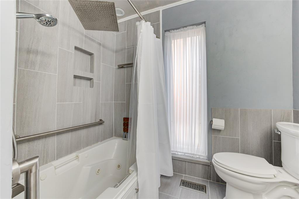 6300 Sunnybridge Court Property Photo 38