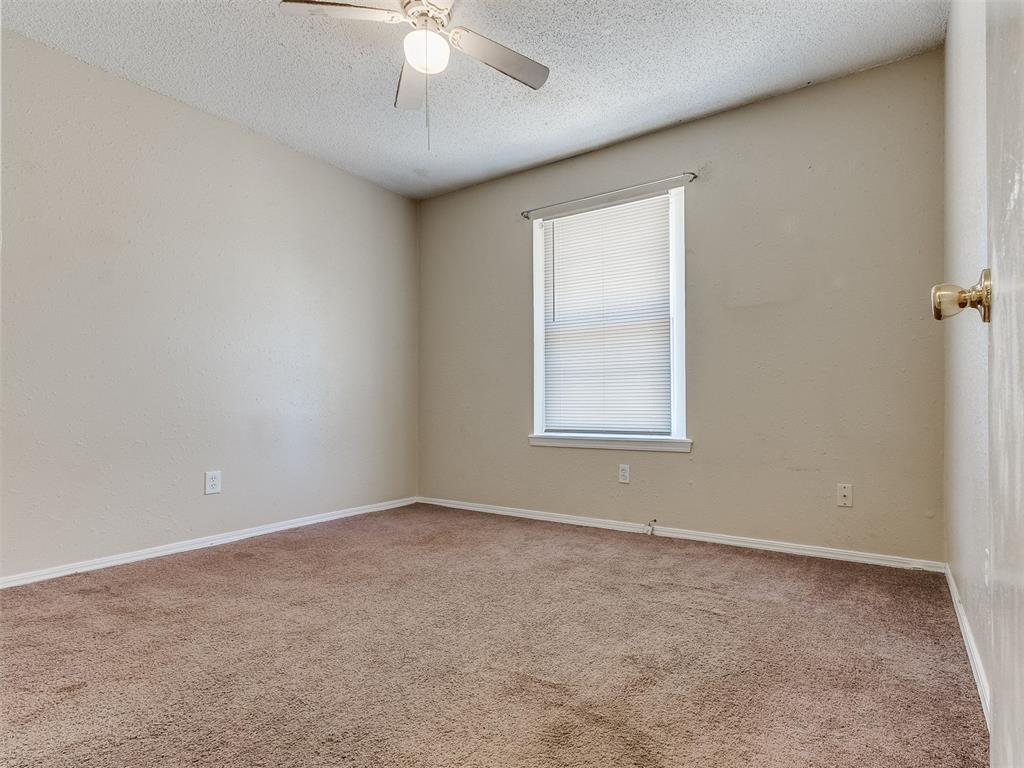 644 Howard Court Property Photo 6