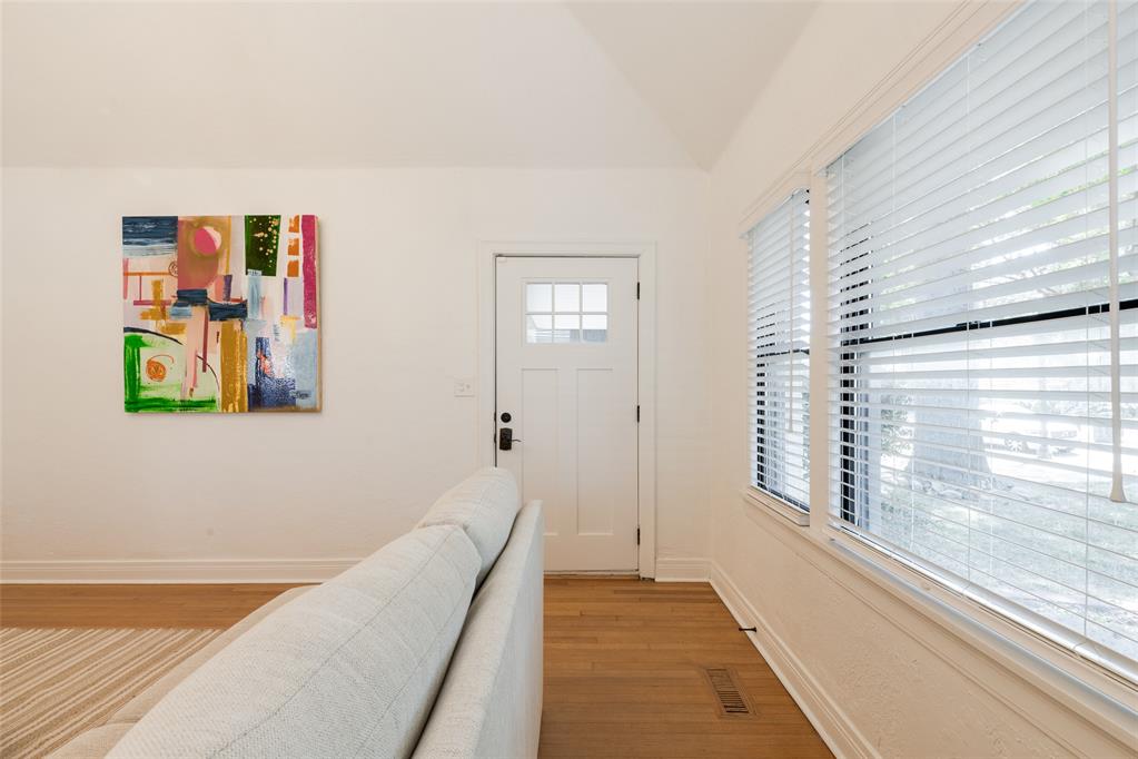 2529 Nw 22nd Street Property Photo 10