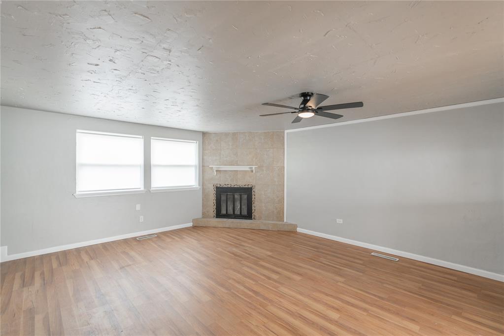 3326 Rock Creek Way Property Photo 3
