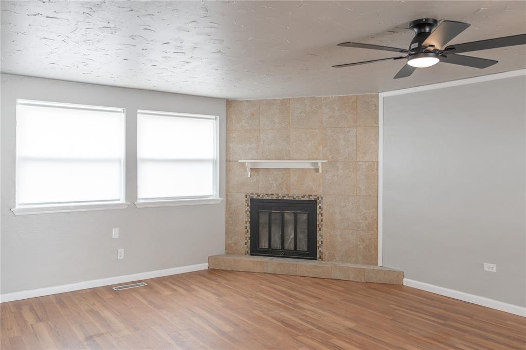 3326 Rock Creek Way Property Photo 4