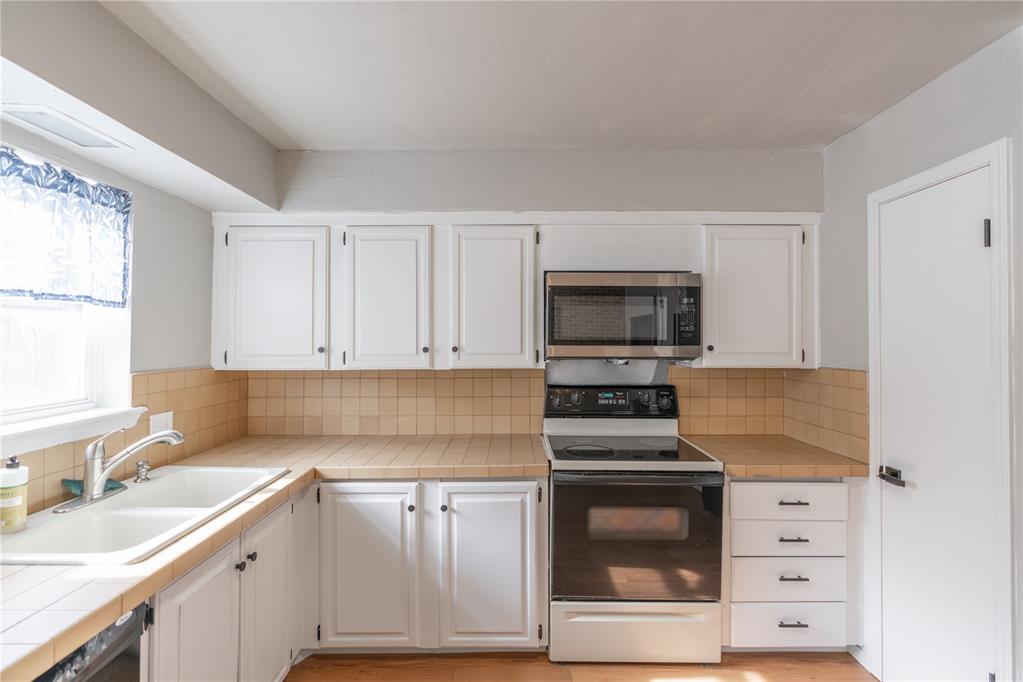 3326 Rock Creek Way Property Photo 16