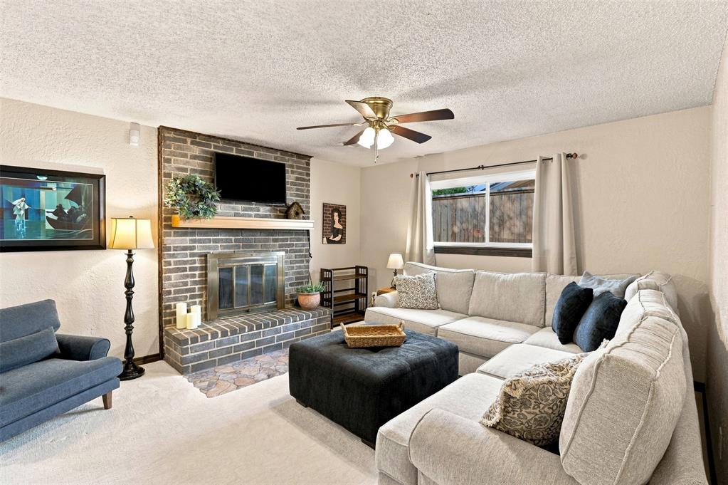 602 Annawood Drive Property Photo 3