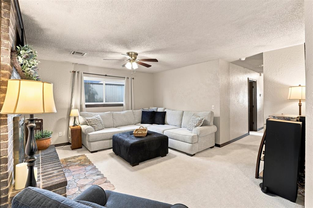602 Annawood Drive Property Photo 4