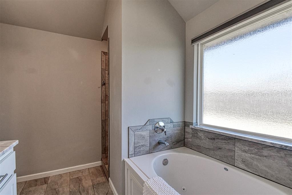 8913 Sw 42nd Street Property Photo 22