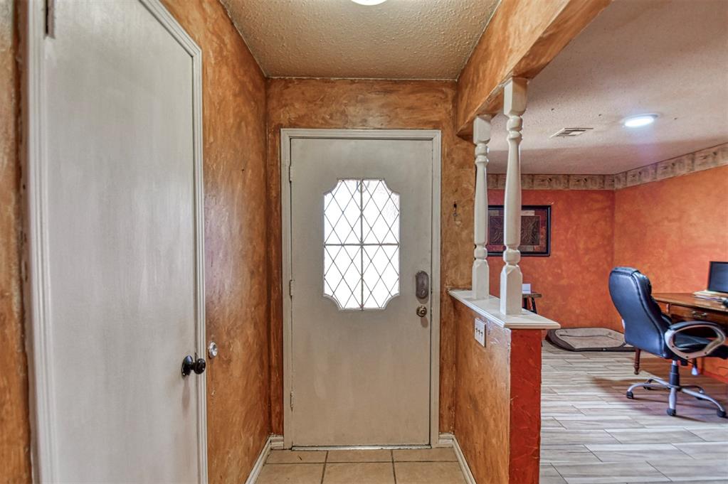 1601 Sw 87th Street Property Photo 6