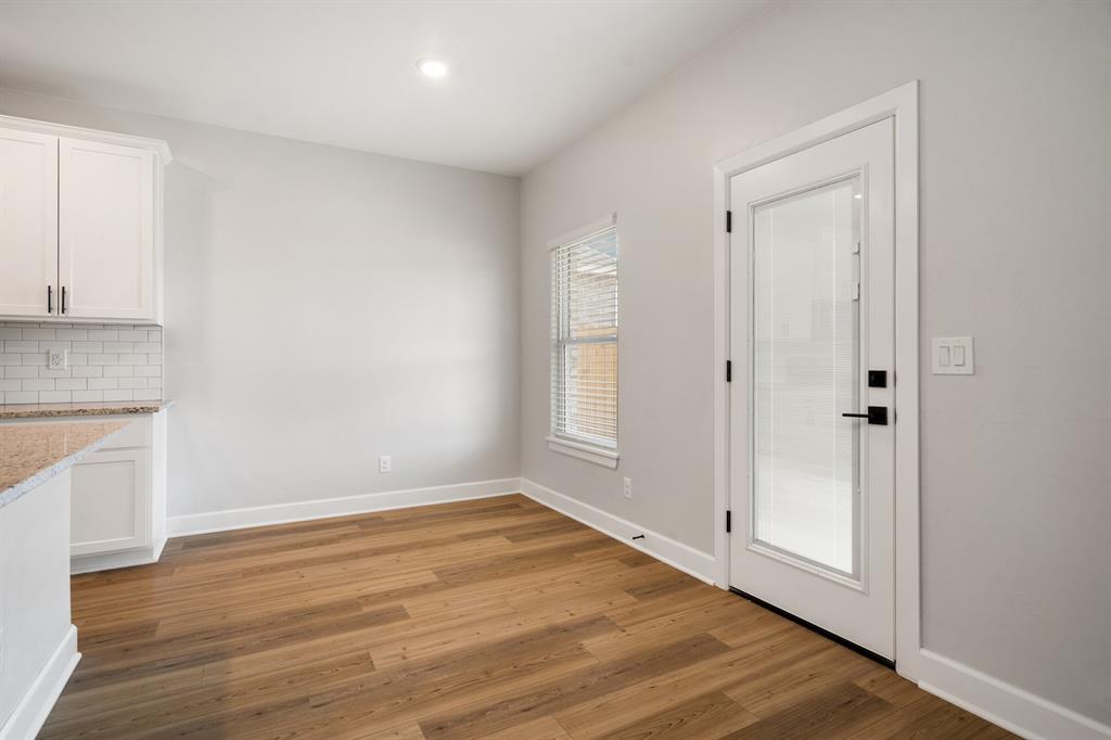 12013 Sw 30th Street Property Photo 4